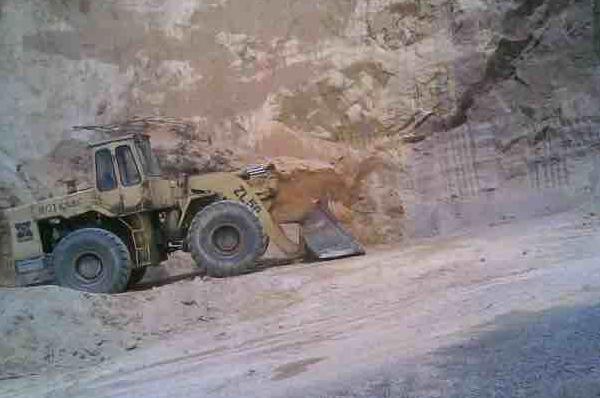 再見了我奮戰多年的挖機行業~~ m.73ys.com